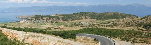 Header afbeelding van Lin in Albanië