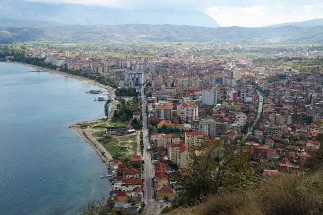 Header afbeelding van Pogradec in Albanië