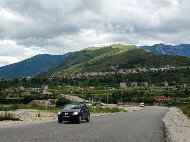 Tepelenë, Zuid-Albanië